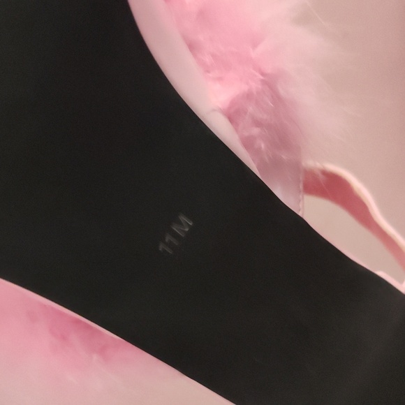 Sugar Thrillz Blushin N Crushin Malabou Heels Size 11 Pink Feathers - Picture 7 of 8